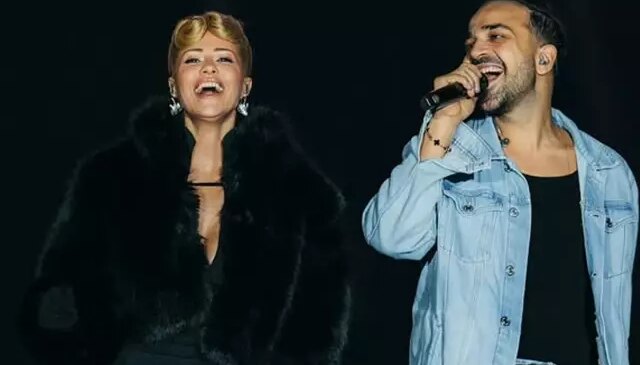 Ünlü şarkıcı Derya Uluğ, 40. yaşını aşk dolu kutladı