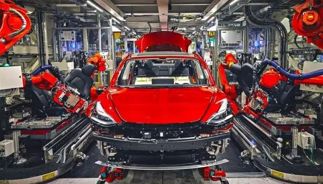 Yeni model ilgi görmeyince 657 bin lira indirim yaptılar