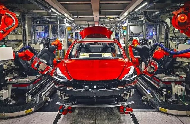 Yeni model ilgi görmeyince 657 bin lira indirim yaptılar