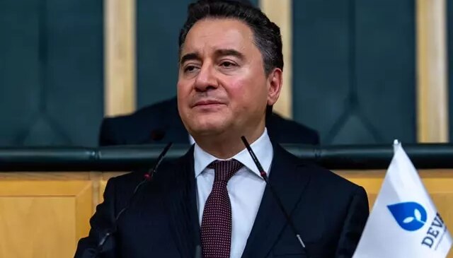 Ali Babacan: Yargıyı siyasetin gölgesinden çıkarın