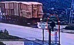 Yolda yürürken ölüm onu böyle buldu! Saman balyasının altında can verdi