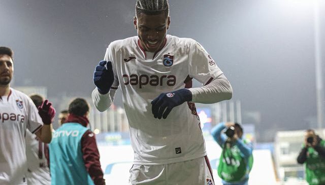 148 hafta sonra bir ilk! Trabzonspor’un şampiyonluk inadı sürüyor