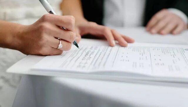 3 dakika süren evlilik: Damadın tek kelimesi yetti, nikah biter bitmez boşandılar