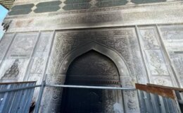 300 yıllık tarihi cayır cayır yaktılar