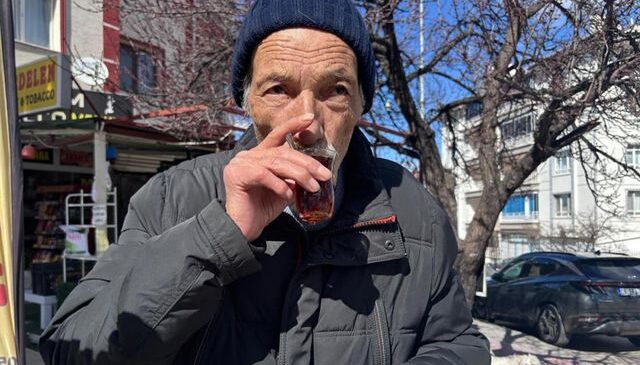 34 yıldır su içemiyor, bakın nasıl hayatta kalıyor