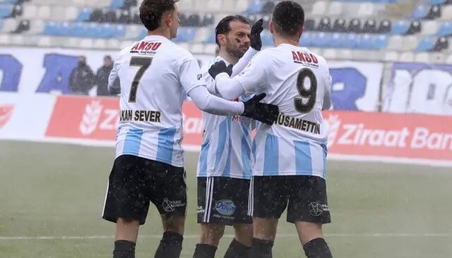 6 gollü düelloda kazanan Erzurumspor