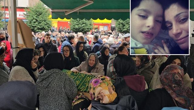 9 ay önce evladını kaybeden anne, oğlunun yanına defnedildi