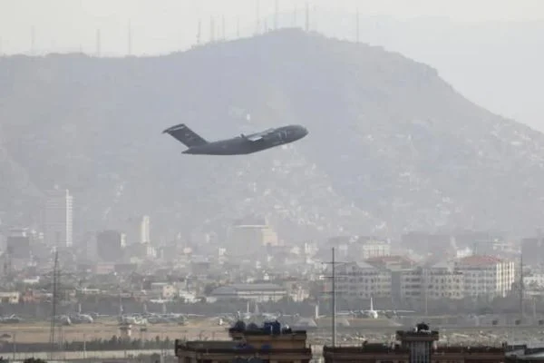 ab 1000 den fazla vatandasini orta dogu dan 19631574 327 o