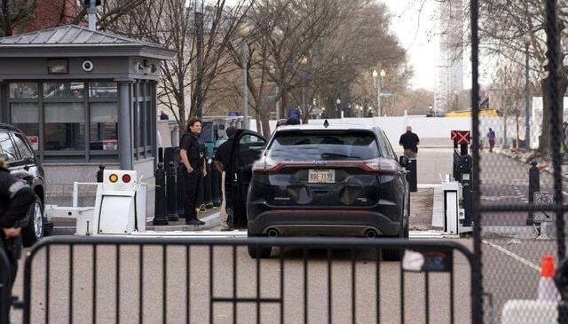 ABD’de Beyaz Saray’ın yakınlarındaki barikata çarpan minibüsün sürücüsü gözaltına alındı