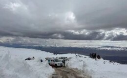 Ağrı Dağı’nda kayıp alarmı: 4 bin 700 metrede kaybolan kadın dağcı aranıyor