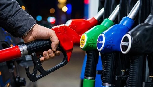 Akaryakıtta tabela yine değişti! Zamların ardından bu kez çifte indirim