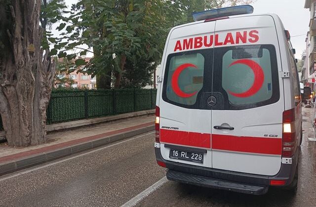 Aksaray’da bir kişi boşanma aşamasındaki karısını öldürdü, baldızını yaraladı