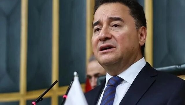 Ali Babacan: Türkiye’de mutfakta yangın var, vatandaş iftar sofrasını kurarken cebine bakıyor