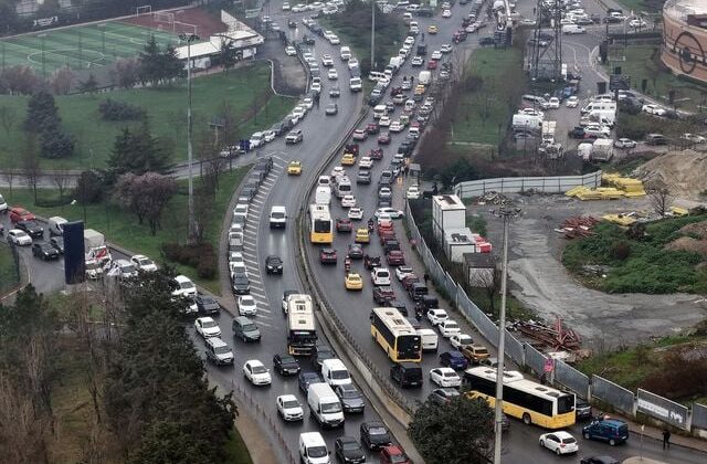 Altın fiyatı düştü, Kuyumcukent’te gram altın tükendi