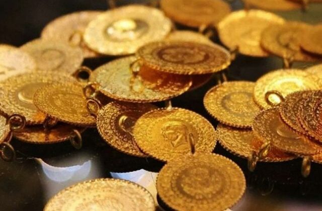 Altında dananın kuyruğu kopuyor: Gözler saat 15.30’a çevrildi