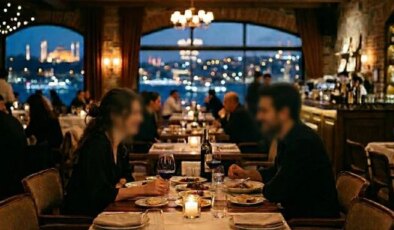 Sosyal medyada tanıştıkları kişileri restorana çağırıp fahiş hesap ödeten 7 kişi gözaltına alındı