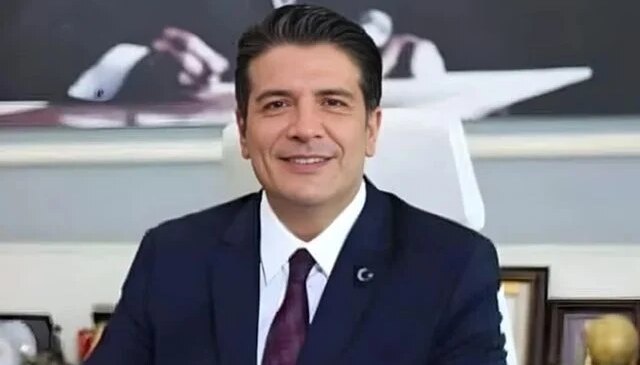 Antalya’da belediye ihalelerinde usulsüzlük operasyonu: Eski belediye başkanı tutuklandı