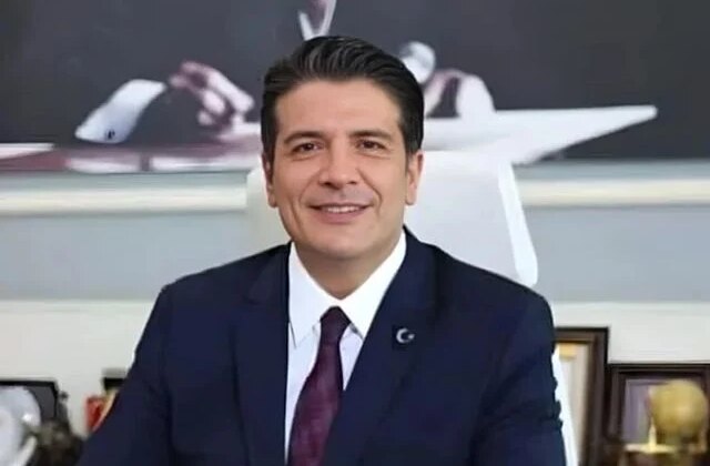 Antalya’da belediye ihalelerinde usulsüzlük operasyonu: Eski belediye başkanı tutuklandı