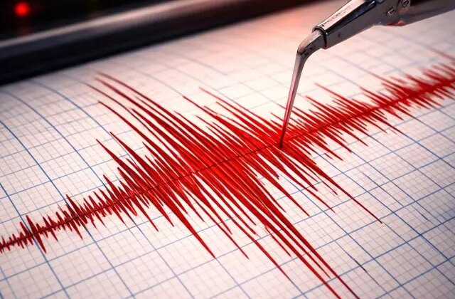 Antalya’da korkutan deprem