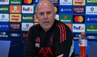 Arne Slot’a kovulmamak için son bir şans verdiler