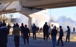 Irak da karıştı! Şiiler Yeşil Bölge’ye akın etti, polis sert müdahale etti