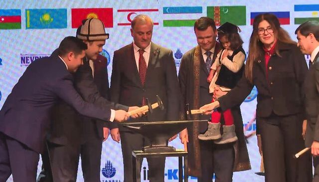 Baharın gelişini ateş yakıp demir döverek kutladılar