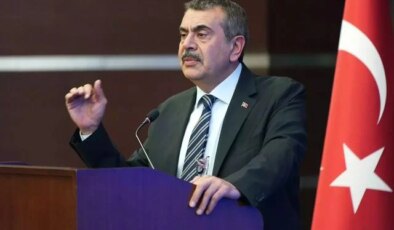 Bakan Tekin, 18 Mart mesajı paylaştı; herkes Atatürk detayına takıldı