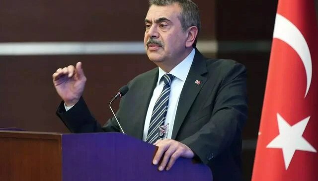 Bakan Tekin, 18 Mart mesajı paylaştı; herkes Atatürk detayına takıldı