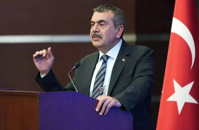 Bakan Tekin, 18 Mart mesajı paylaştı; herkes Atatürk detayına takıldı