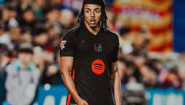 Barcelona’nın yıldızı Kounde’den Galatasaray için flaş sözler