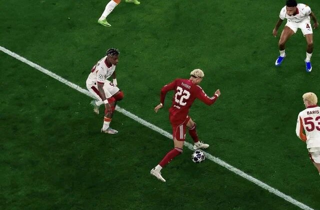 Batshuayi’den Galatasaray taraftarını delirten beğeni