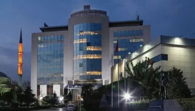 Bayrampaşa’da CHP’li iki meclis üyesi DSP’ye geçti