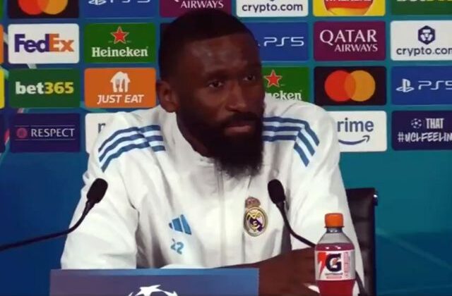 Bir anda yerinden fırladı! Rüdiger’den basın toplantısına damga vuran hareket