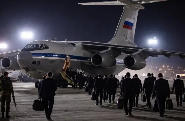 Bomba iddia: Rus kargo uçağı indi, onlarca İranlı diplomat ülkeyi terk etti