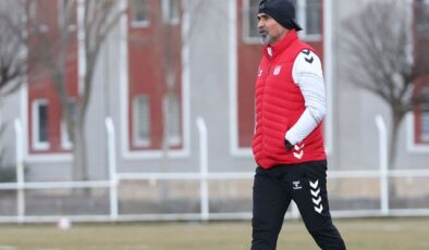 Bu kez başarabilecek mi? Küme düşme potasında aldığı takımı Süper Lig’e çıkarma yolunda