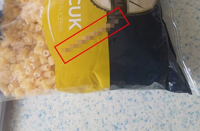 Bu nasıl sorumsuzluk? BİM’in sattığı makarnanın içinden çıkana bakın