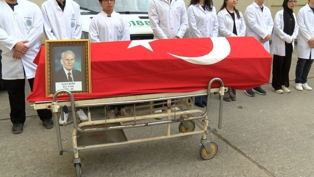 Bursa’da 6 yıl tıp eğitiminde kullanılan emekli albayın naaşı ailesine teslim edildi