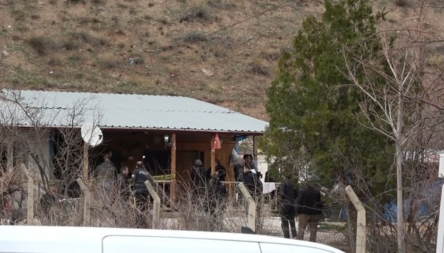 cami kirilarak girilen evde olu bulundu 19631243 o