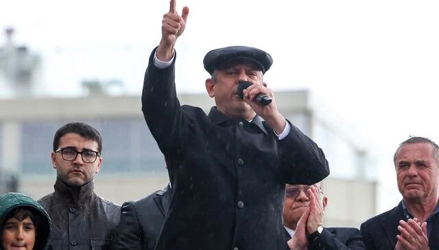 CHP Genel Başkanı Özgür Özel’e Cumhurbaşkanına hakaretten soruşturma başlatıldı