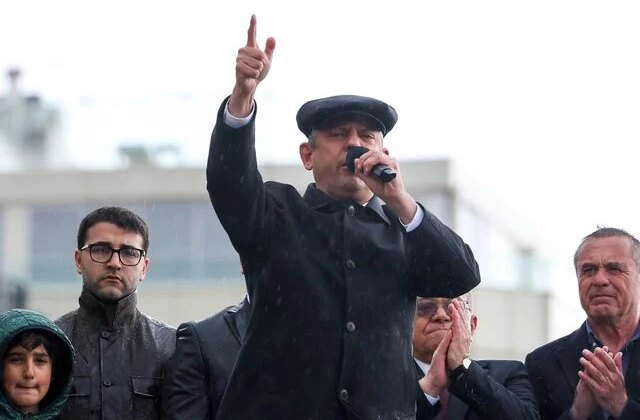 CHP Genel Başkanı Özgür Özel’e Cumhurbaşkanına hakaretten soruşturma başlatıldı