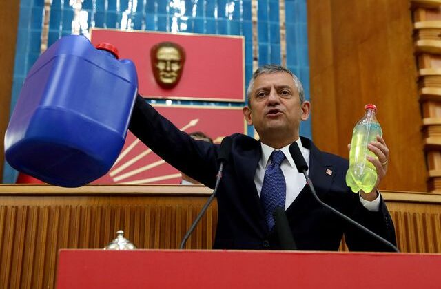 CHP lideri Özel, akaryakıt fiyatları için formül önerdi: Biz olsak böyle yapardık