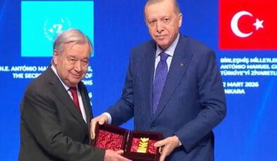 Cumhurbaşkanı Erdoğan’dan BM Genel Sekreteri Guterres’e ödül