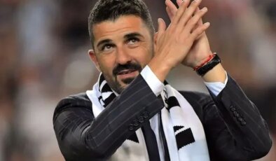 David Villa yıllar sonra Atletico Madrid’e döndü