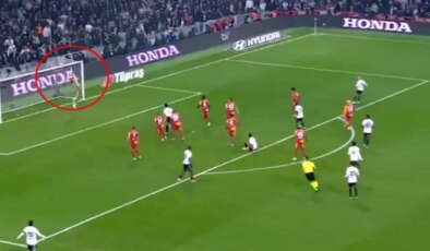 Derbiye damga vurdu! Uğurcan Çakır’dan Beşiktaş’a geçit yok