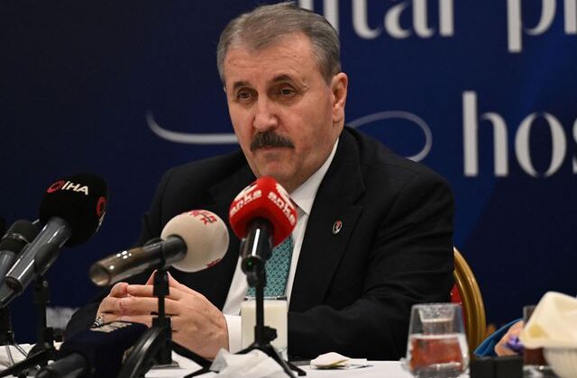 BBP lideri Destici, hem seçim tarihini hem de adaylarını açıkladı
