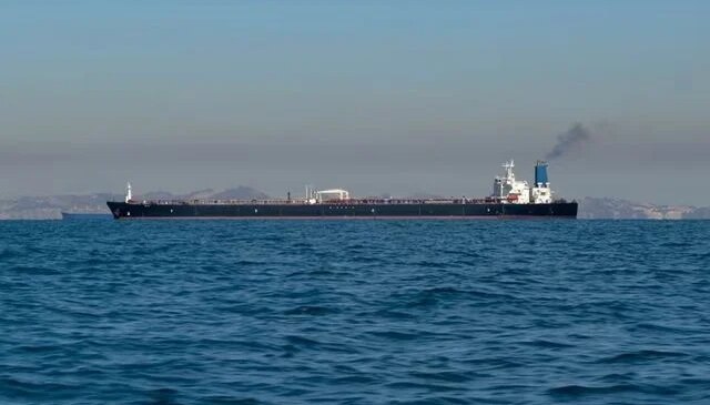 Devrim Muhafızları dediklerini yaptı! Tehdit sonrası peş peşe vurdular