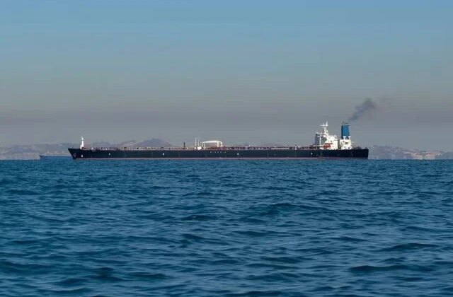 Devrim Muhafızları dediklerini yaptı! Tehdit sonrası peş peşe vurdular