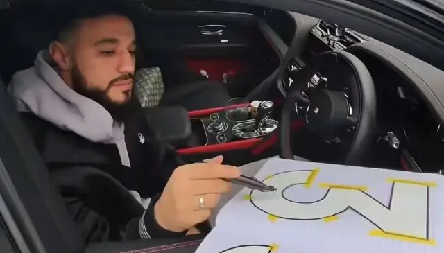 Dünya yıldızından kan emicilere olay hareket