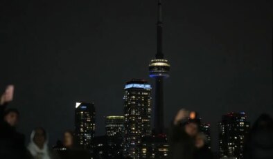 Dünyanın en yüksek üçüncü kulesi karanlığa gömüldü! Sebebi çok daha dikkat çekici