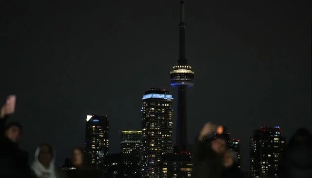 Dünyanın en yüksek üçüncü kulesi karanlığa gömüldü! Sebebi çok daha dikkat çekici